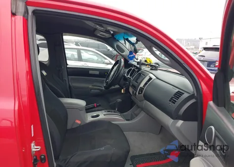 2008 Toyota Tacoma Base V6 z USA, uszkodzony, nr VIN 5TEUU42N68Z561997